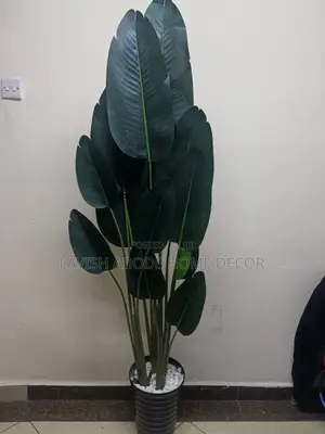 Big Artificial Banana Plant in a Black Spiral Vase