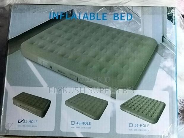*21-Holes Elevated Inflatable Out/Indoor Sleeping Compact Airbed - main view