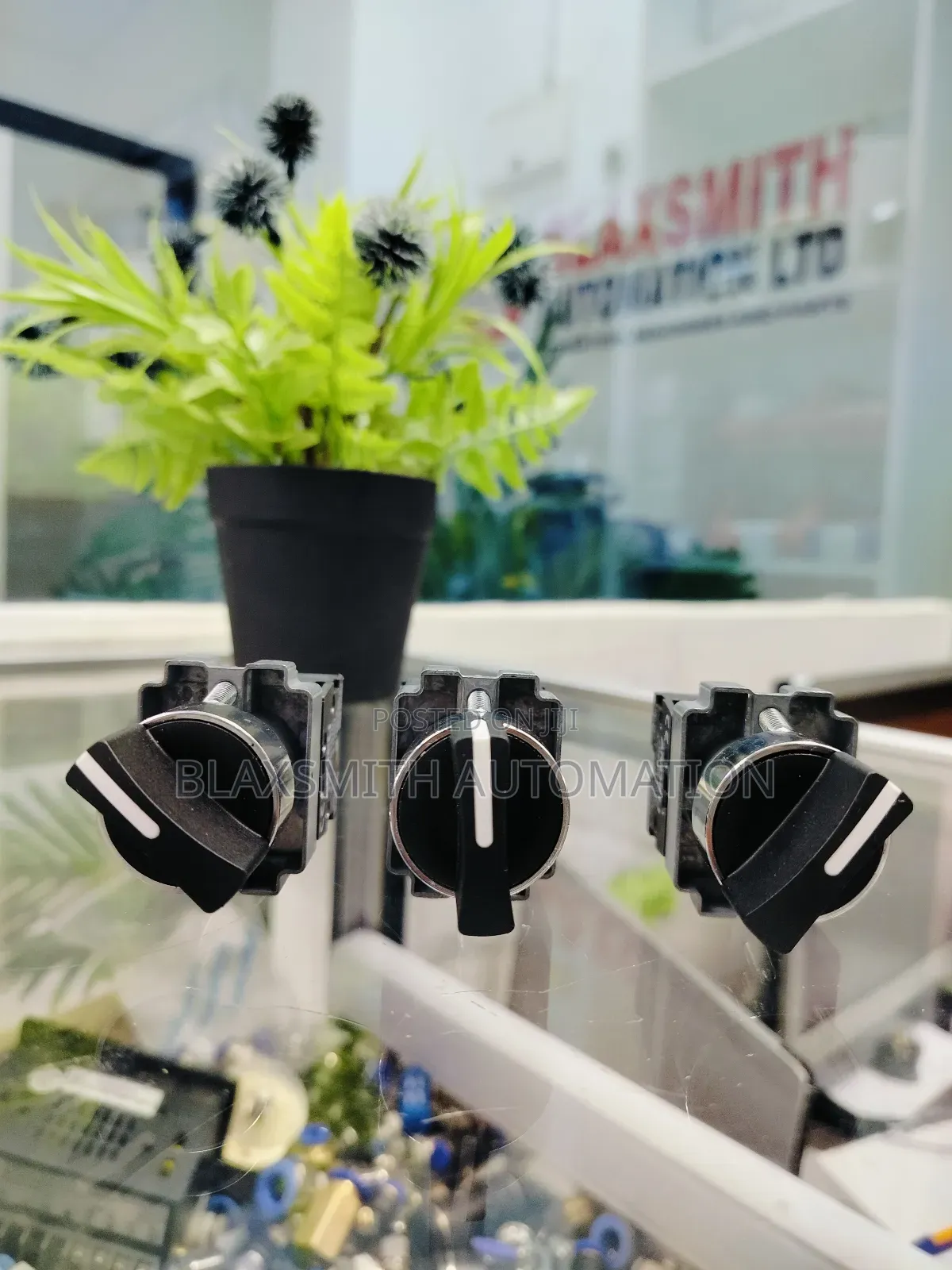 Selector Switch 3 Position on/Off/On