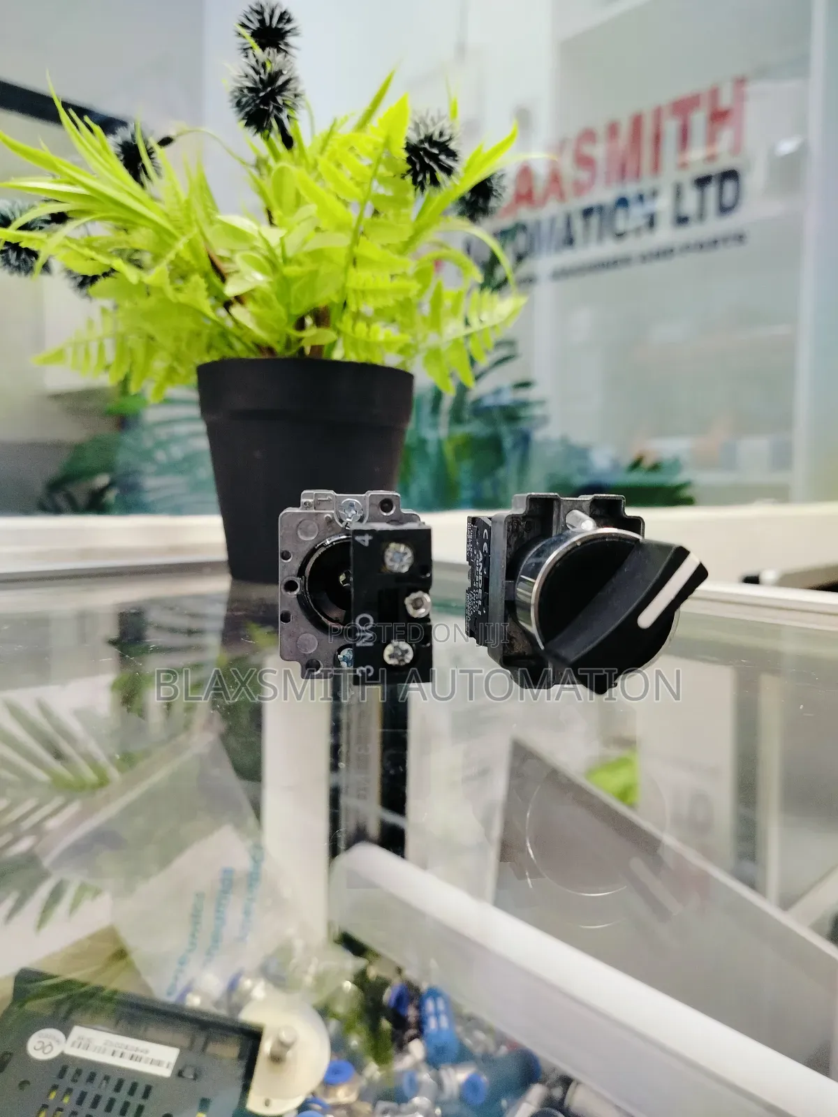 2 Position Selector Switch on/Off