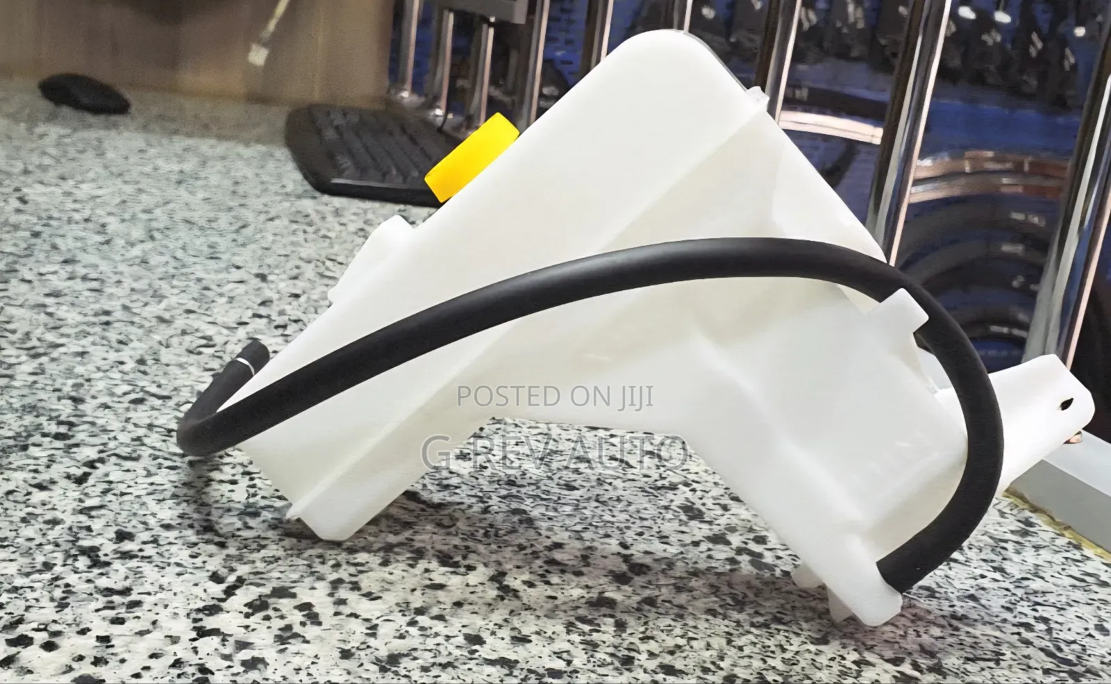 Xtrail Nt30 /Wingroad /B15 Coolant Bottle