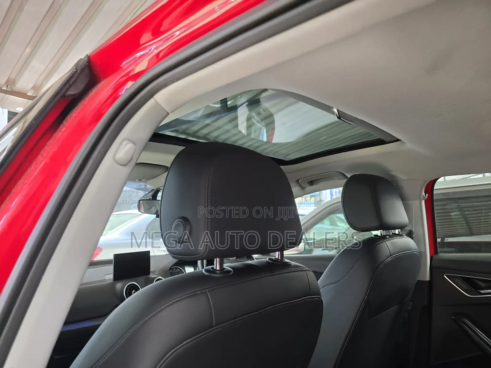 Audi Q2 2018 Red