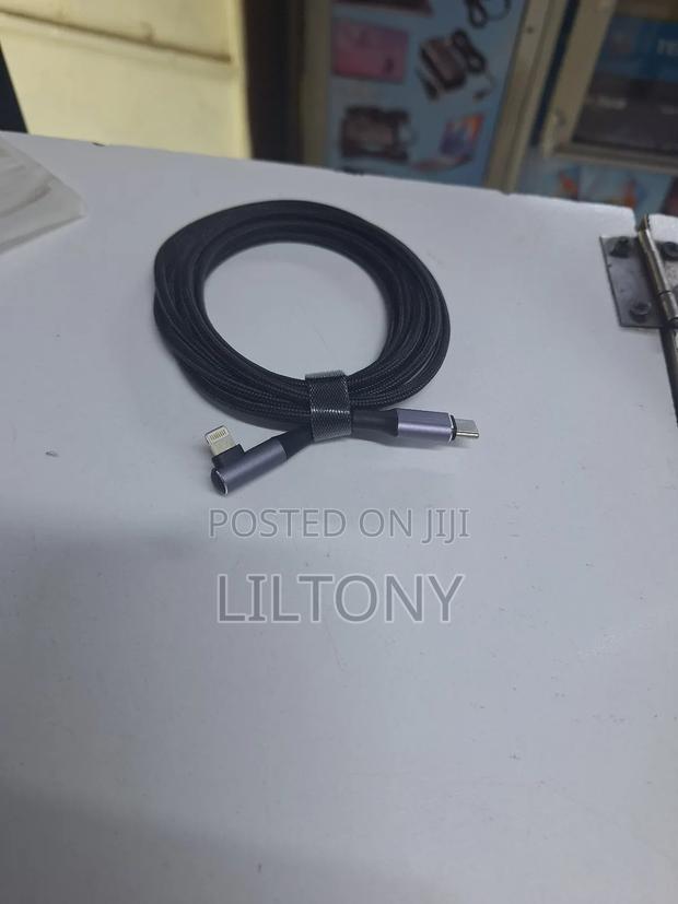 Type C to Lighting Cable - main view