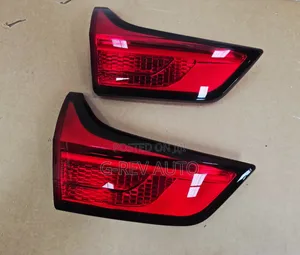 Toyota Fielder 165 Boot Reflector