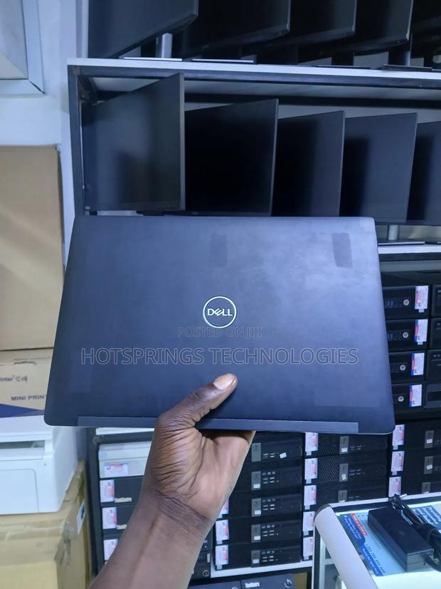 Laptop Dell Latitude 7390 8GB Intel Core I5 SSD 256GB - thumbnail 2