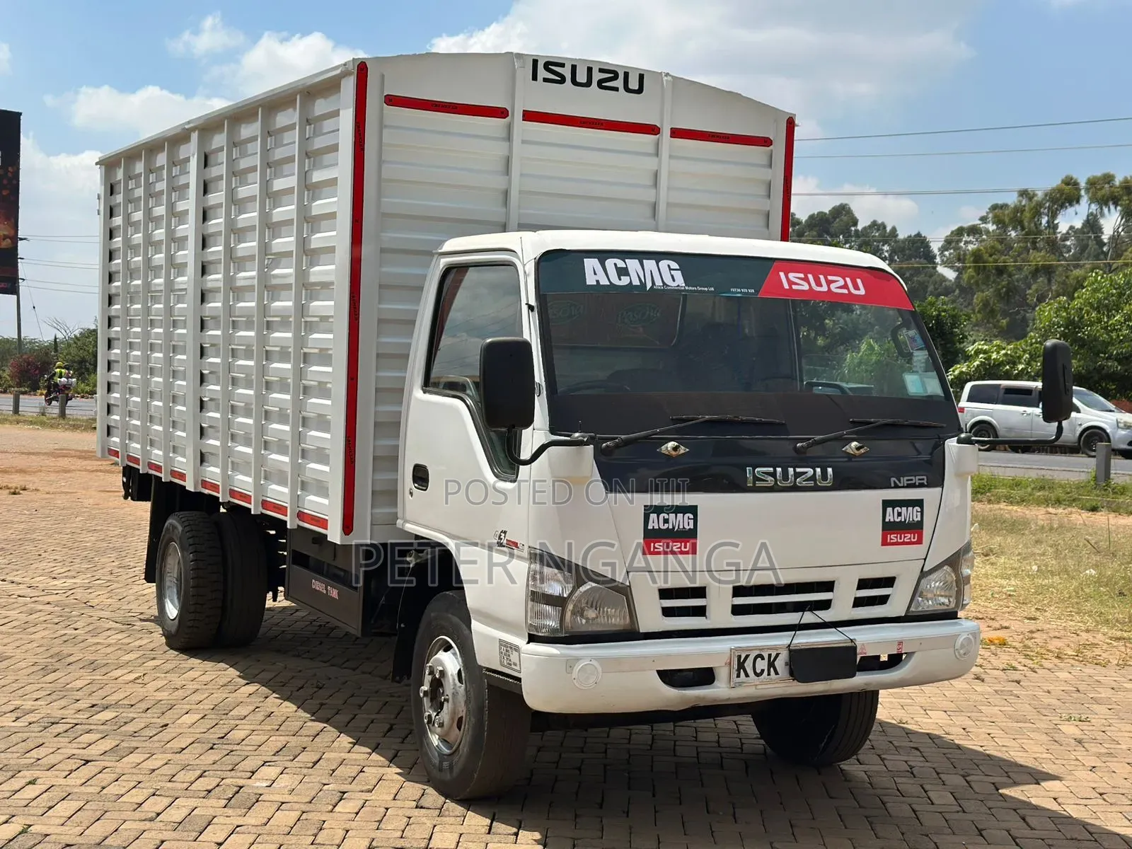 Isuzu NPR Local 2017 Model
