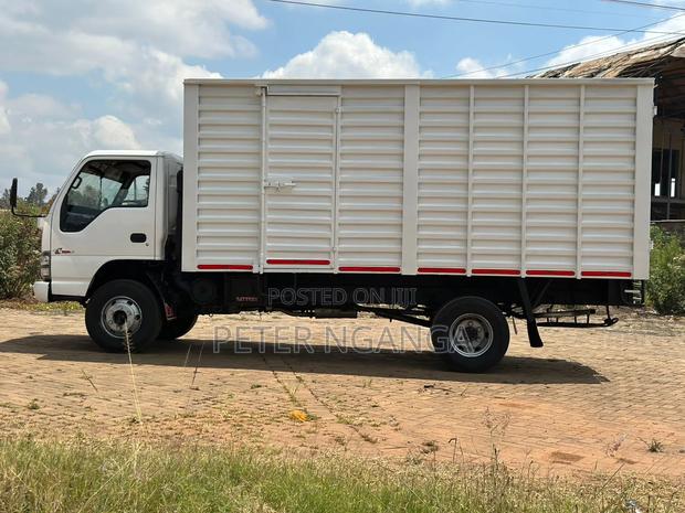 Isuzu NPR Local 2017 Model - thumbnail 6
