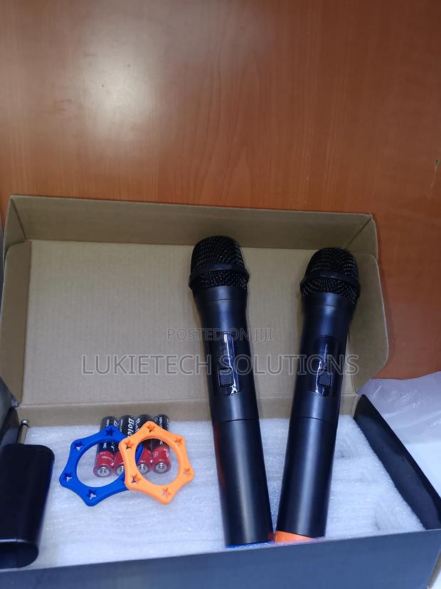 Portable Wireless Universal Microphone Good Quality - thumbnail 2