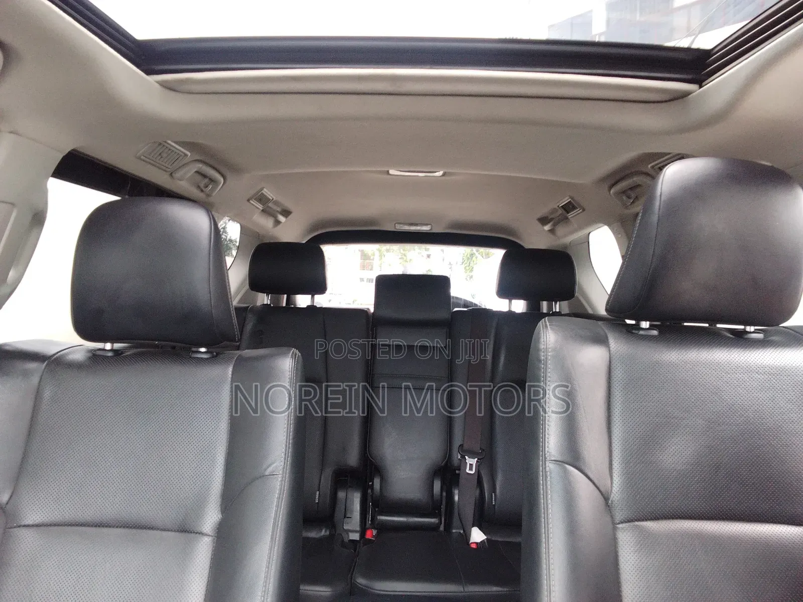 Toyota Land Cruiser Prado 2022 Silver