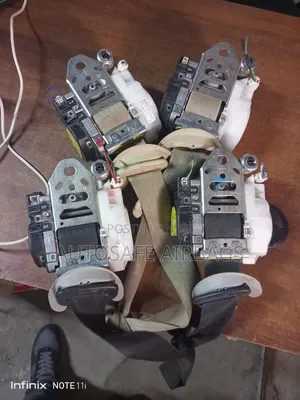 Land Cruiser V8 Lc 200 Series Seatbelts