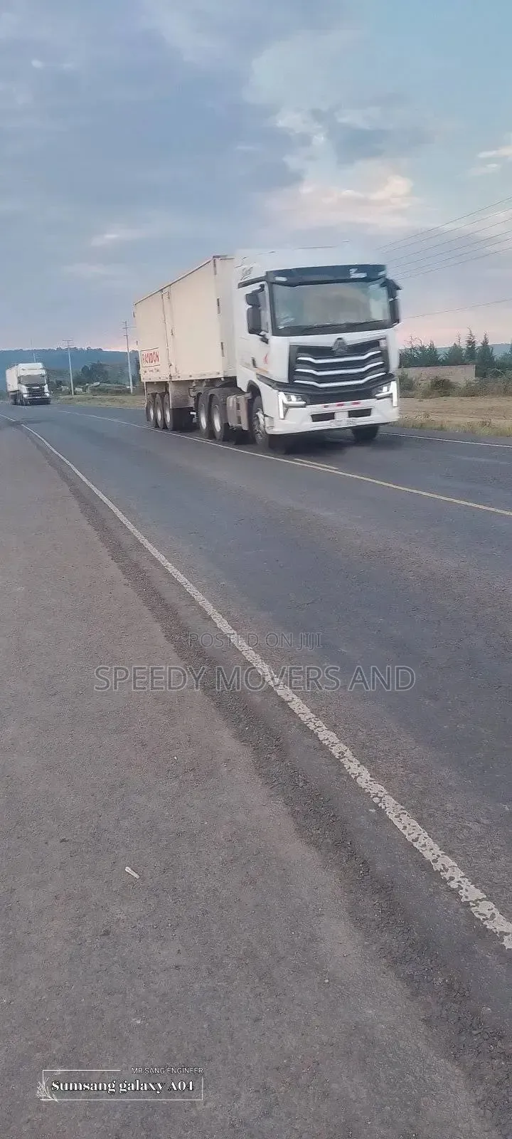 Boxbody.Flatbed.Highsided Trailers for Logistics Are at Hand