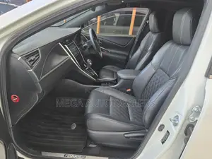 Toyota Harrier 2018 White