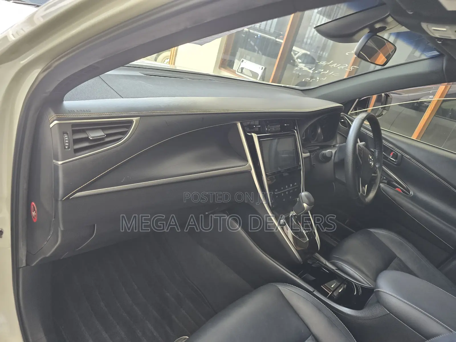 Toyota Harrier 2018 White