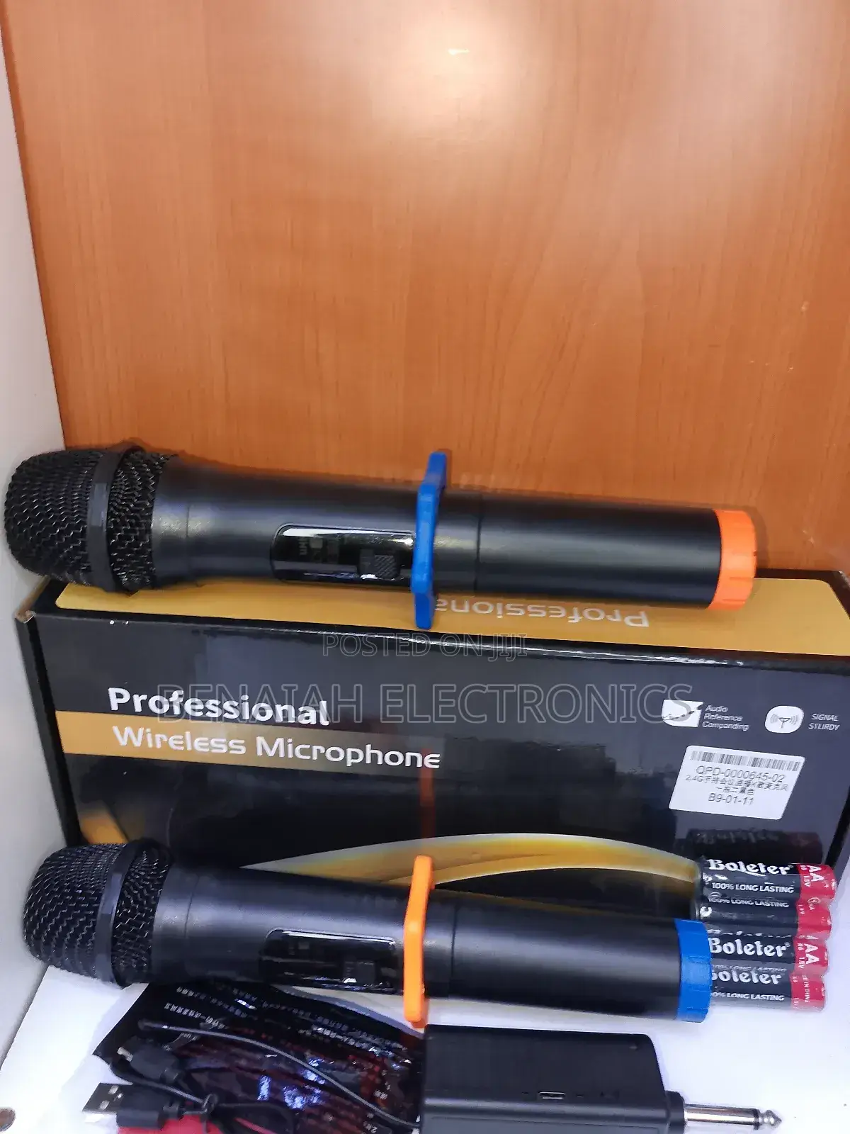 Portable Wireless Universal Microphone,Sturdy Signal