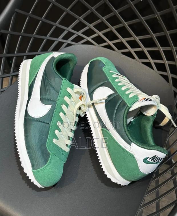 Nike Cortez