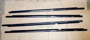 Honda CRV Rm1-Rm4 Weather Strips.