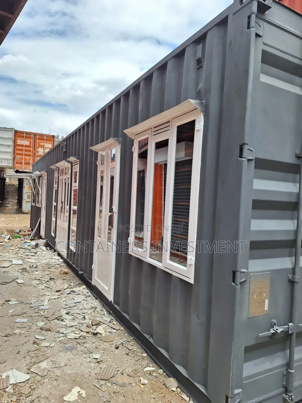 40ft Container Fabricated Into A Fancy Barbershop