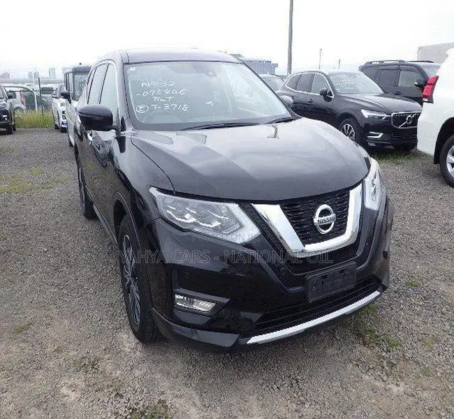 Nissan X-Trail 2.0 Petrol FWD 2018 Black