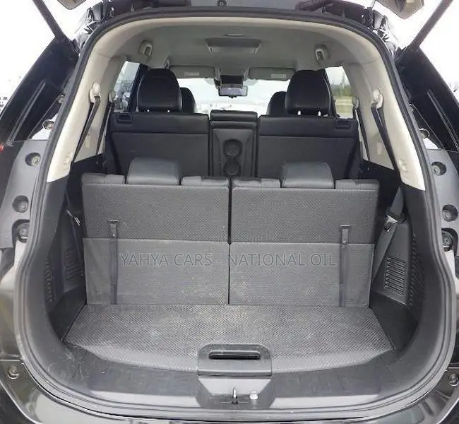 Nissan X-Trail 2.0 Petrol FWD 2018 Black