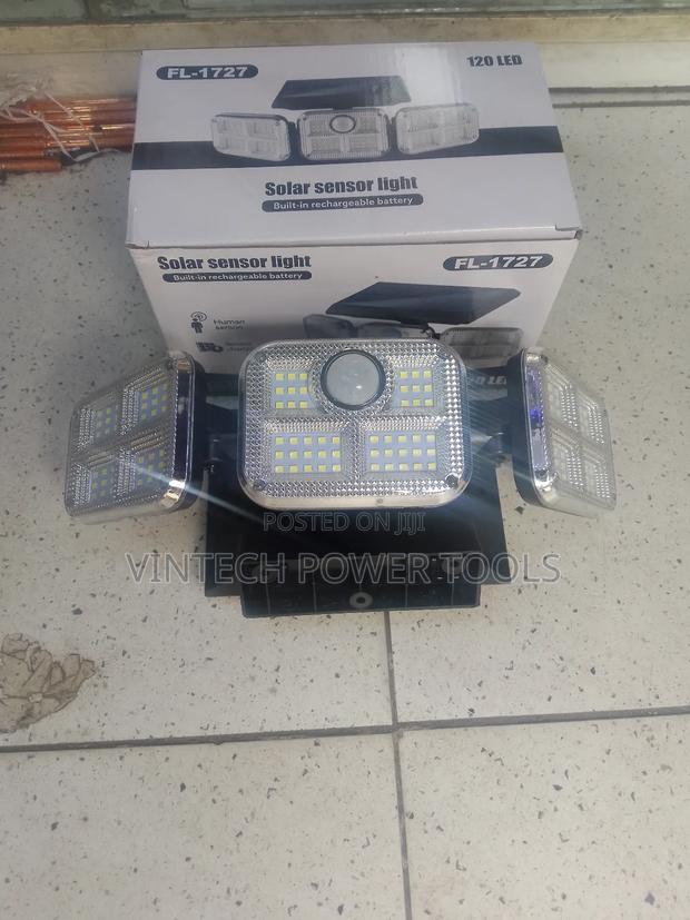 Sensor Solar Light/Foldable Solar Light With a Remote - main view