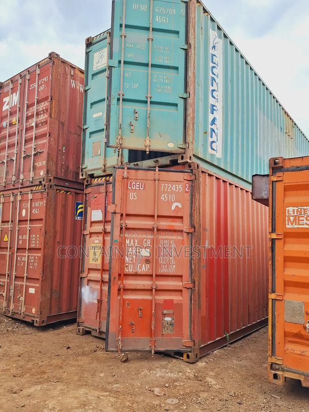 40ft Shipping Containers- Heavy Duty Superb Containers.