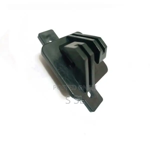 W Insulators for Electric Fence in Kenya
