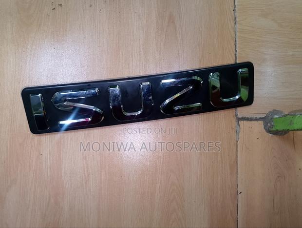 Label/Name Isuzu - main view