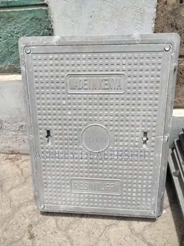 Lockable Manhole Cover