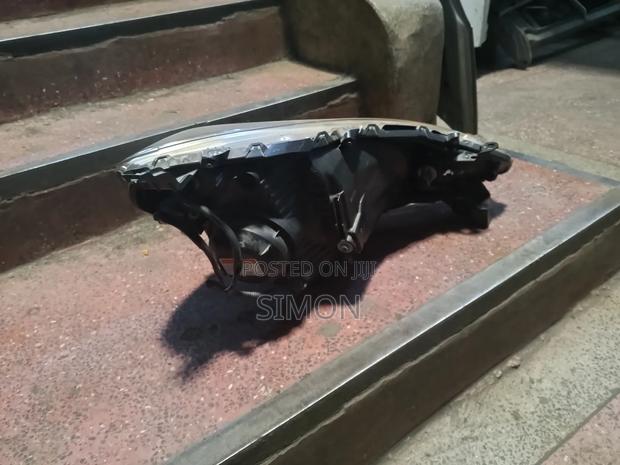 Hondafit 2012 Headlights - main view