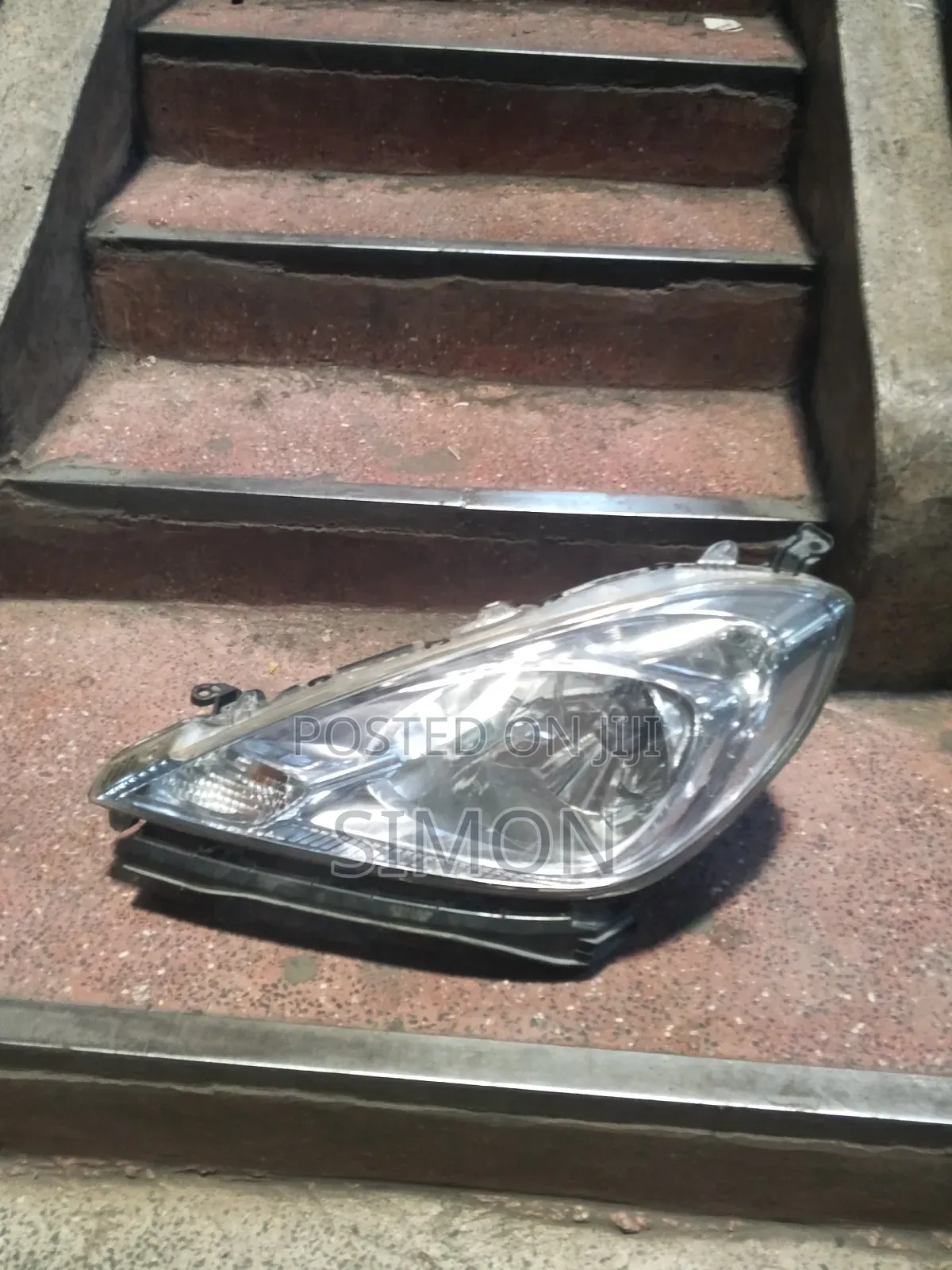 Hondafit 2012 Headlights