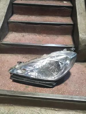 Hondafit 2012 Headlights