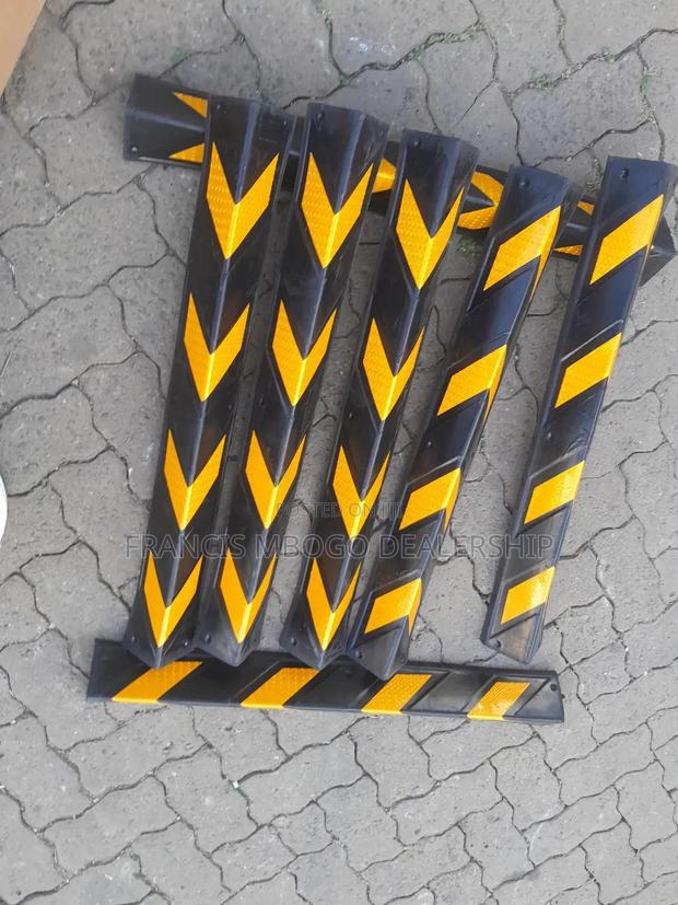 L Shape Corner Guards - thumbnail 3