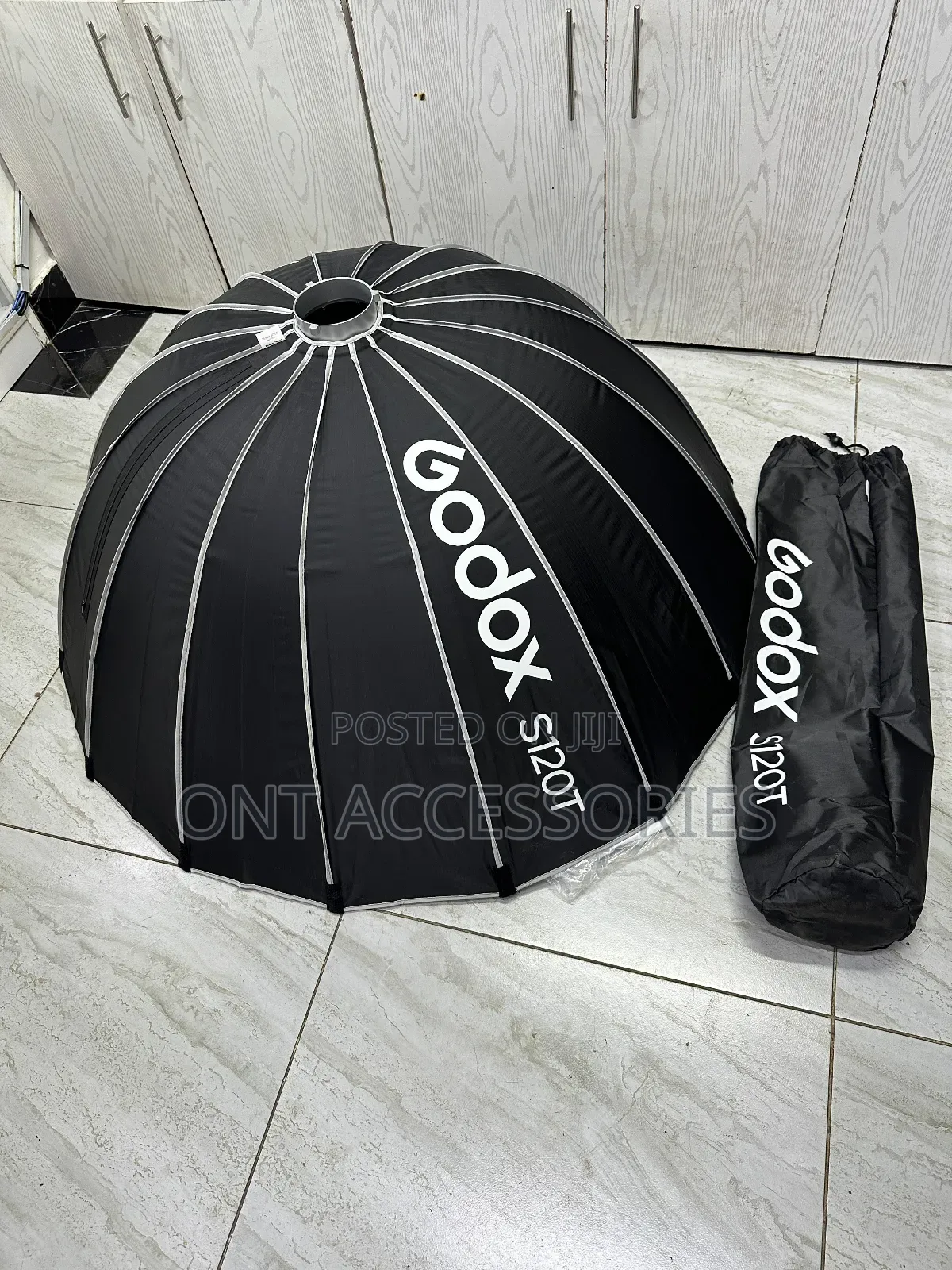 Godox S120t 120cm/47.2" Quick Release Bowens Mount Umbrella Softbox