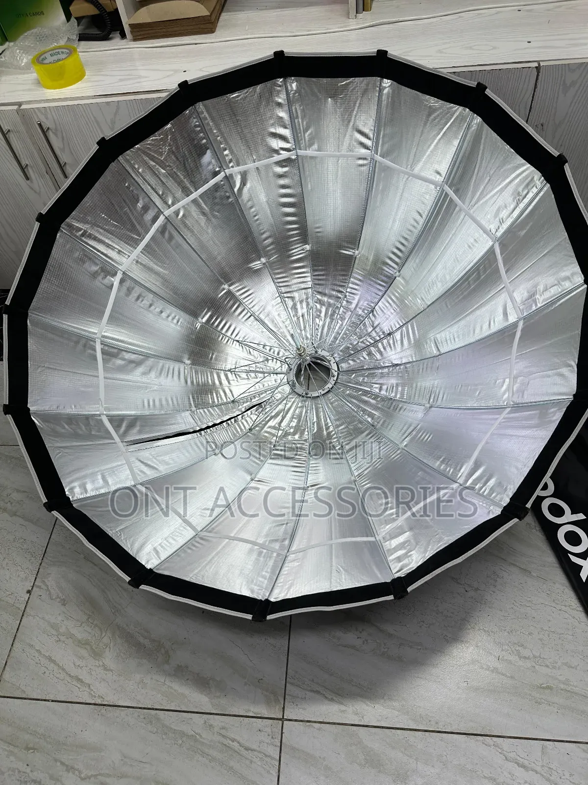 Godox S120t 120cm/47.2" Quick Release Bowens Mount Umbrella Softbox