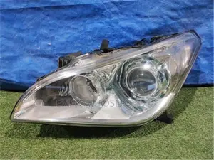 Nissan Fuga 2013 Xenon Headlight