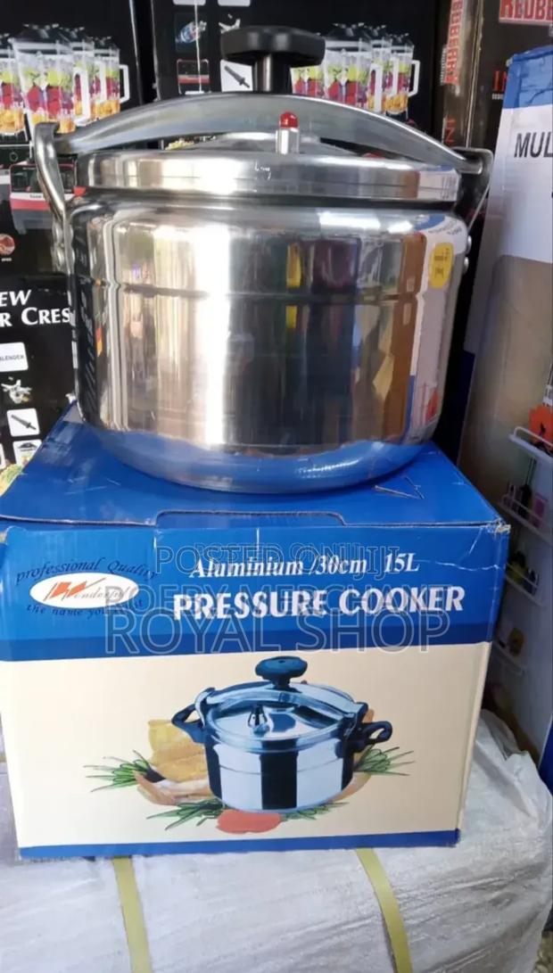Two Handle Non Explosive Aluminum Pressure Cooker 15 Litres