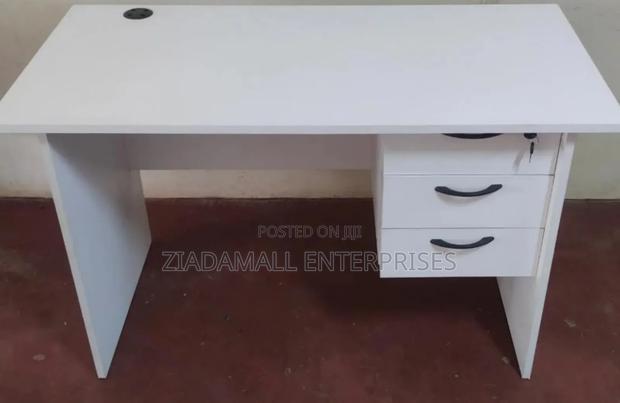 1.2m Executive Office Desk – Sleek, Functional Professional - main view