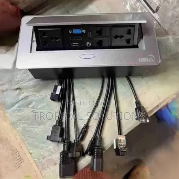 Silver Pop Up Multifunction Socket With 2 Universal Sockets 1vga - main view