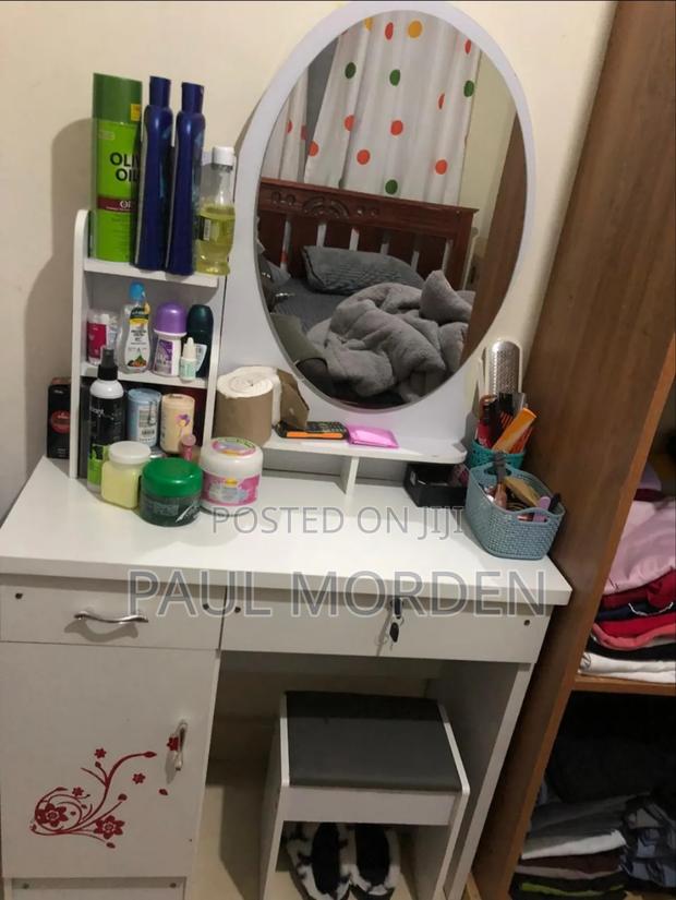 Vanity Table With Stool
