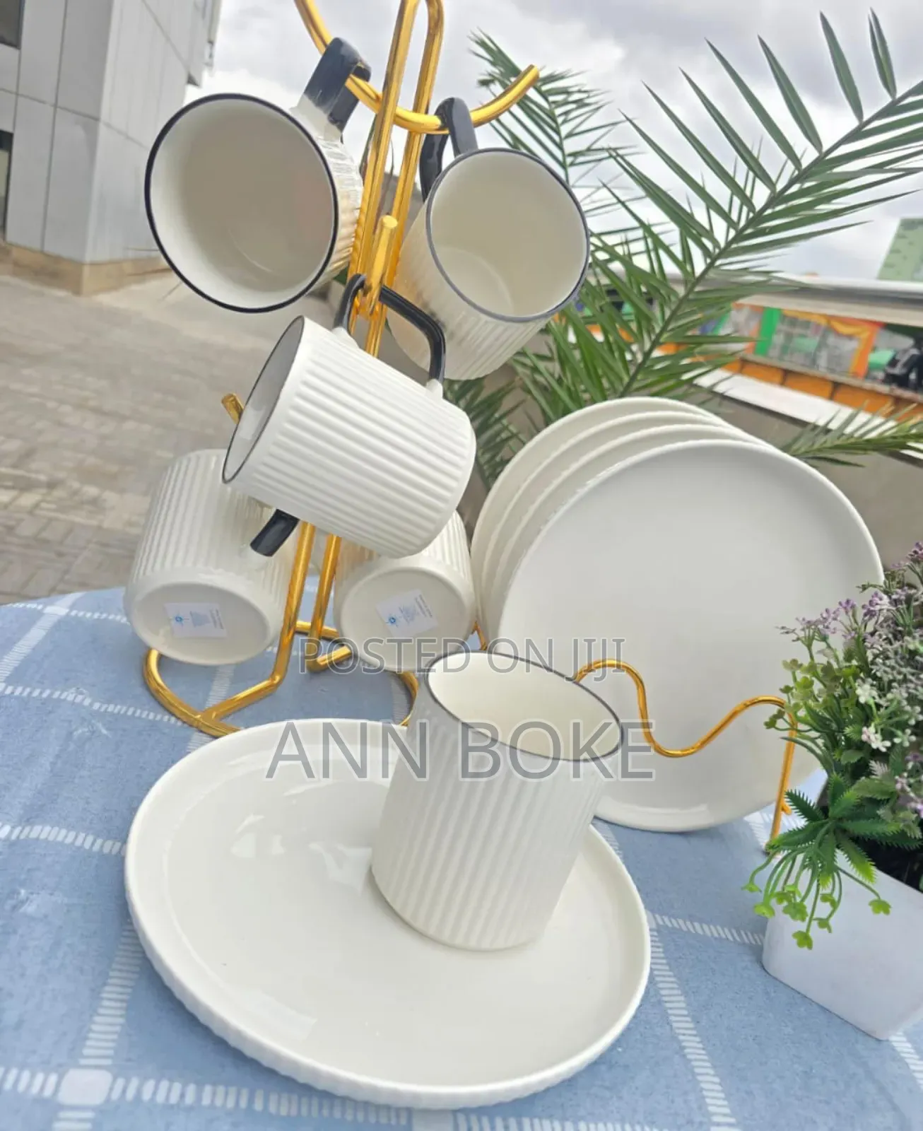 Dinner Set12pcs Combo 
6 Japanese Mugs 
6 Japanese 8inch Plates
