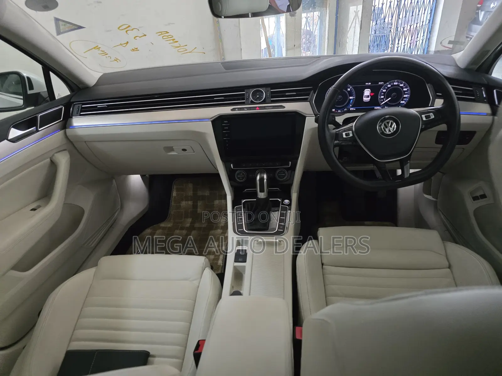 Volkswagen Passat 2018 White