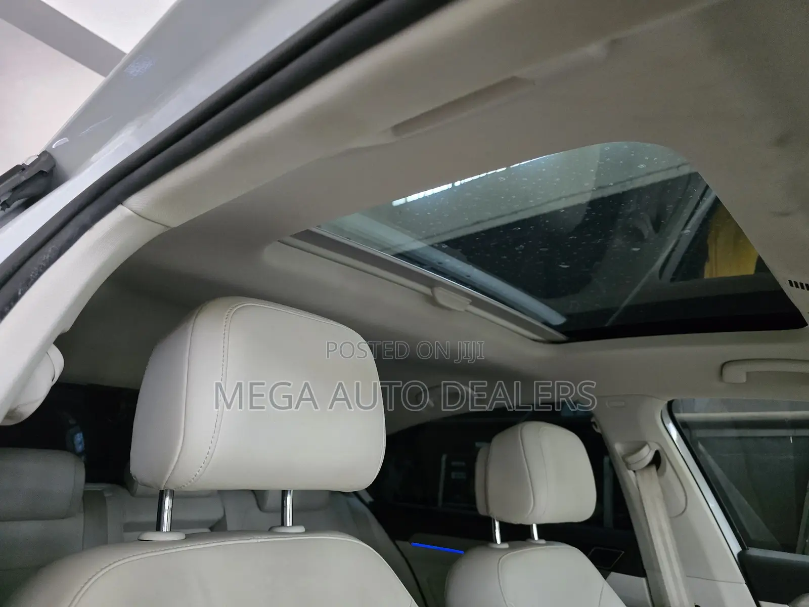 Volkswagen Passat 2018 White