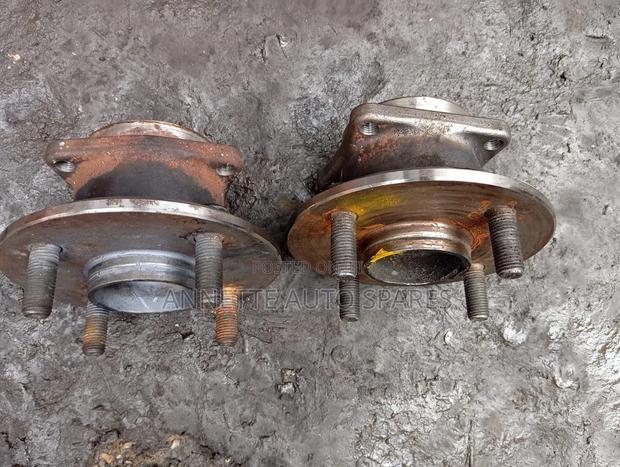 Toyota Nze 4wd Rear Hub