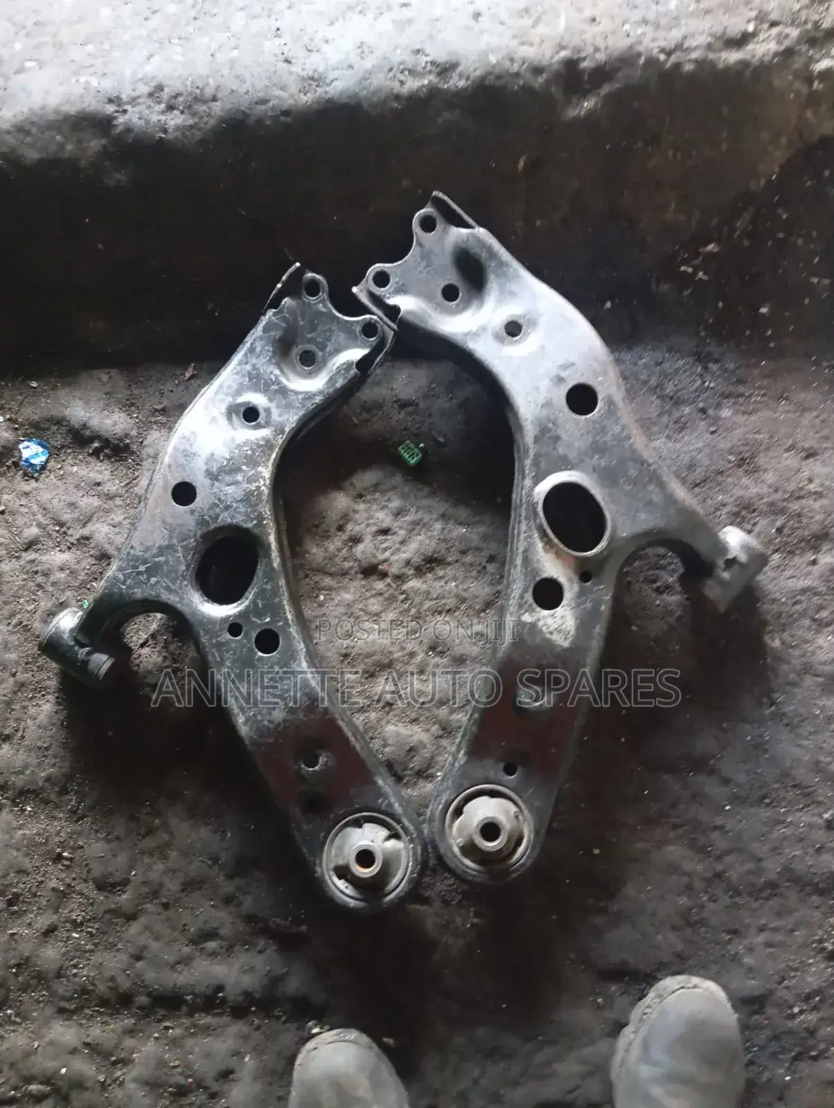 Toyota Vanguard Control Arms