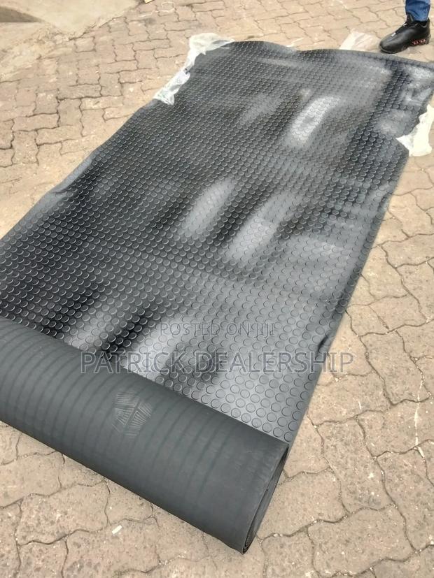 Rubber Coin Mat - main view