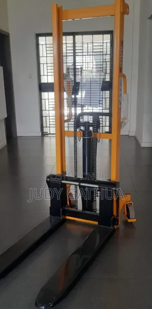 Manual Stakcher 1.5tones 3mtr Height