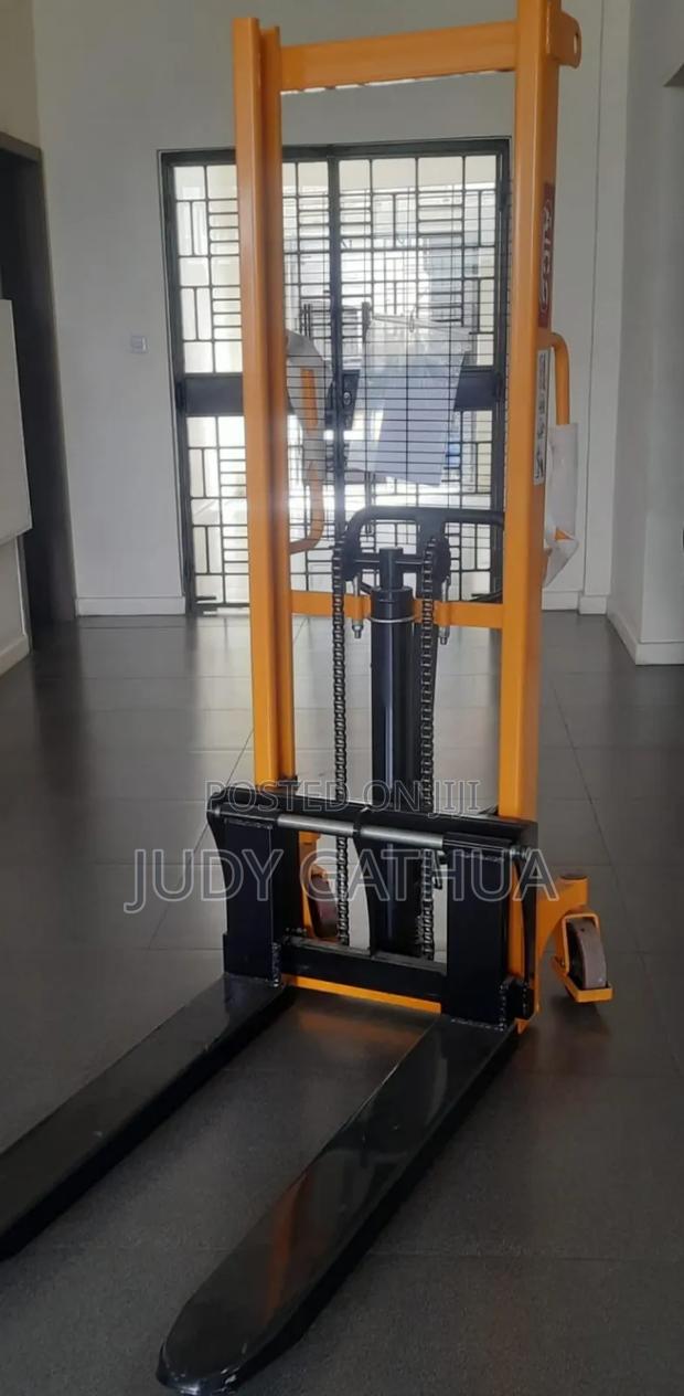 Manual Stakcher 1.5tones 3mtr Height - main view