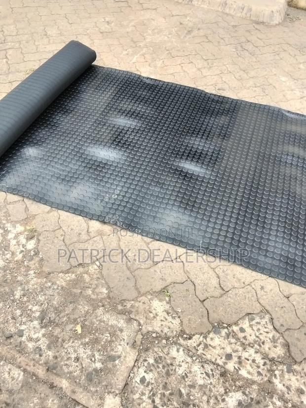 Studded Rubber Mats/Rubber Coin Mat - main view
