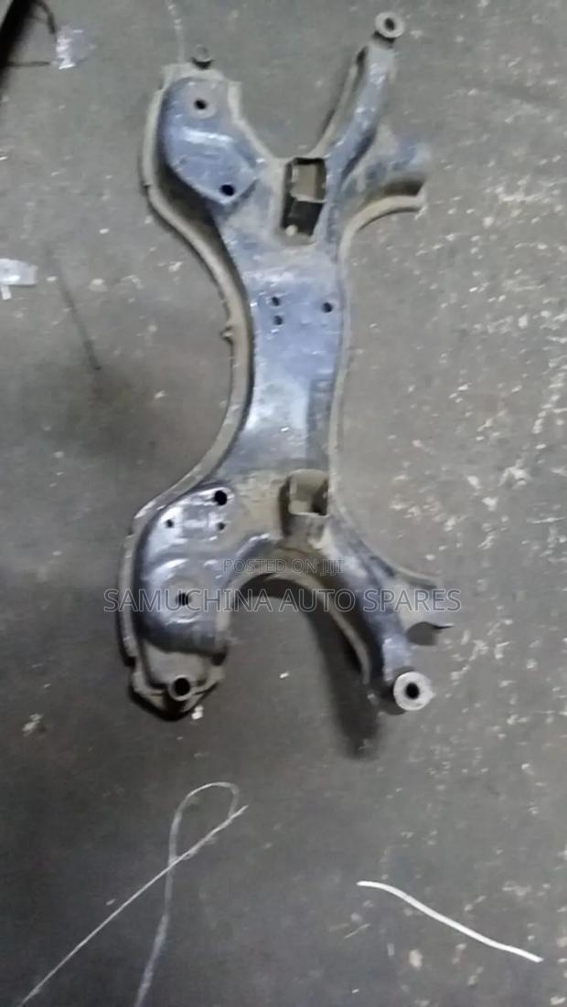 Cradle Toyota Premio