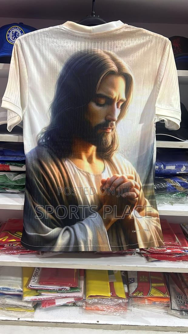 Brazil Christ the Redemeer White Kit Player Version - thumbnail 2